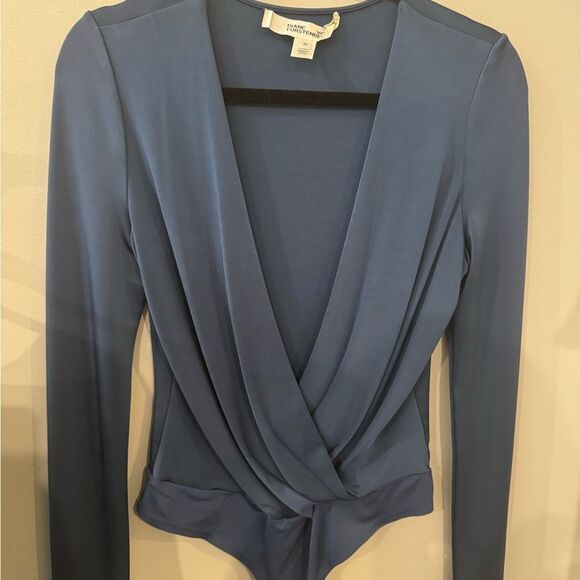 DVF Deep V long sleeve Lala Bodysuit in Indigo size M - Picture 3 of 5